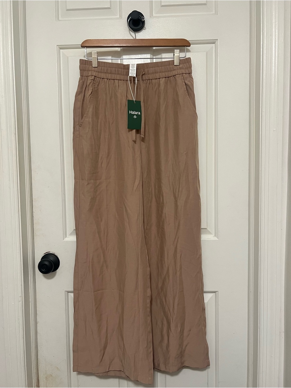HALARA Men's Wide-Leg Drawstring Chinos - Taupe
